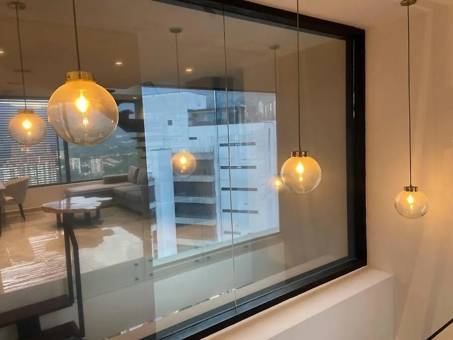 Penthouse Luxurytravelhome Poblado Medellín 0*,