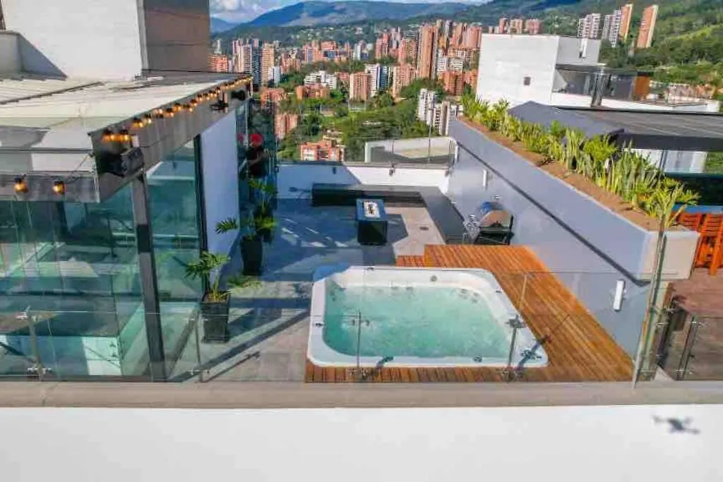 Penthouse Luxurytravelhome Poblado Medellin